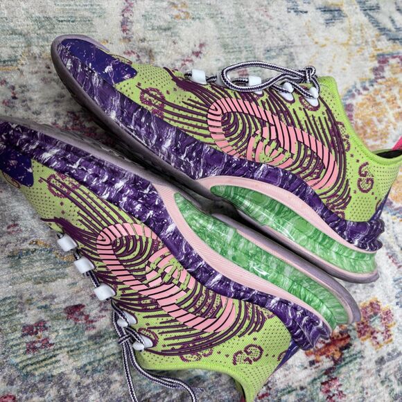 Gucci Run Knit Sneakers - Picture 6 of 11